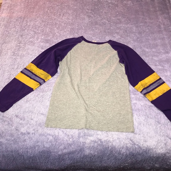 Long Sleeve Girlie Vikings shirt - Picture 6 of 6
